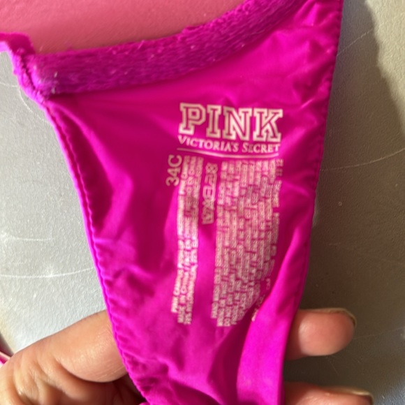 PINK Campus Push-Up - Picture 3 of 3